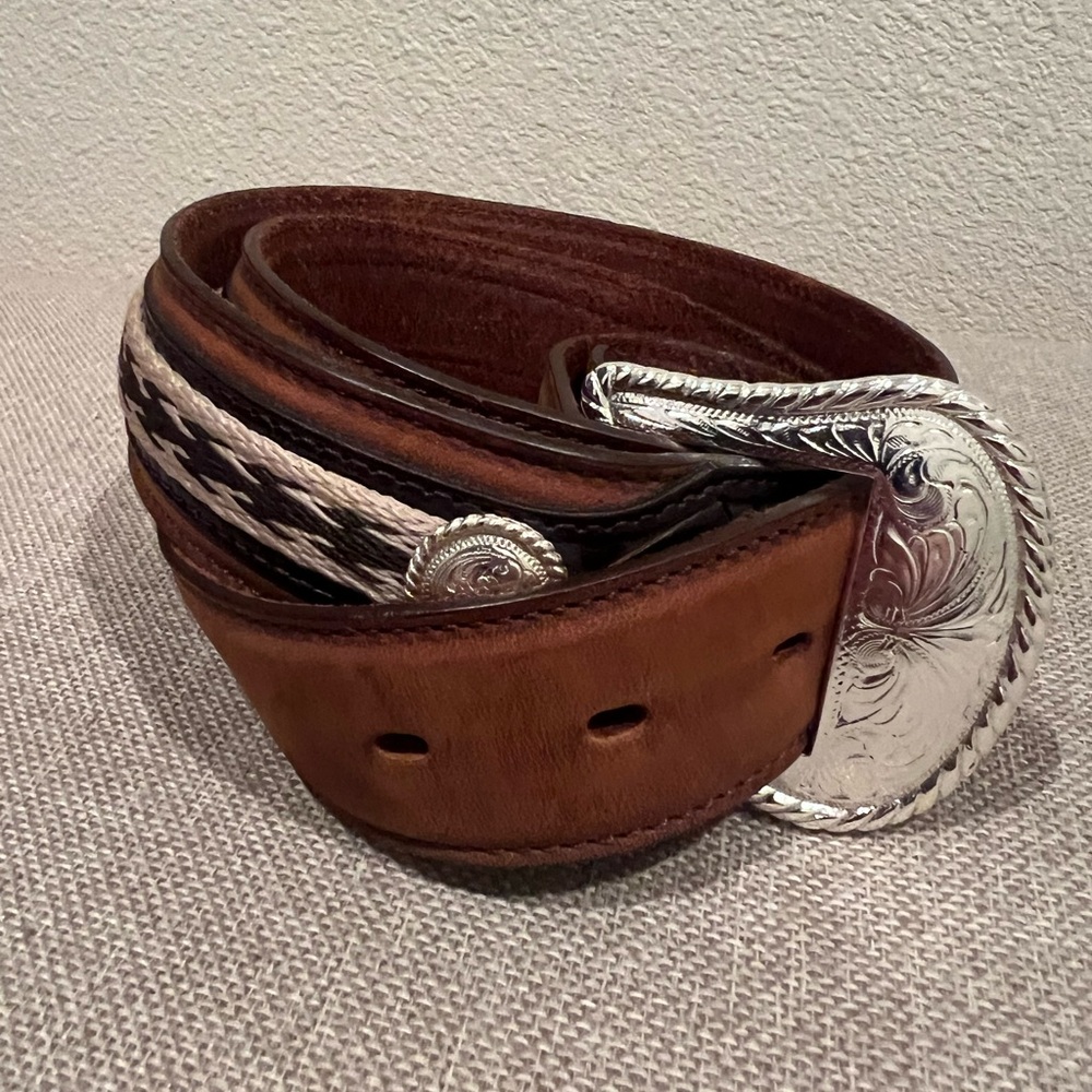 Tony Lama Leather Belt Size 36 woman’s mint